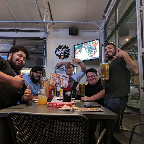 Meet your Posher, Juan - Picture 1 of 1